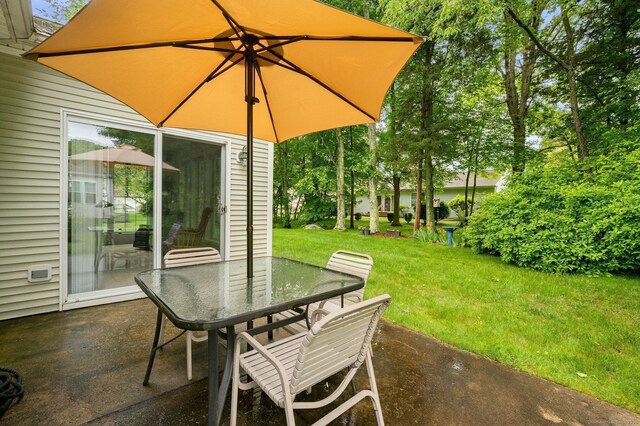 18 Beechwood Dr, Waterford, CT 06385 - photo 29