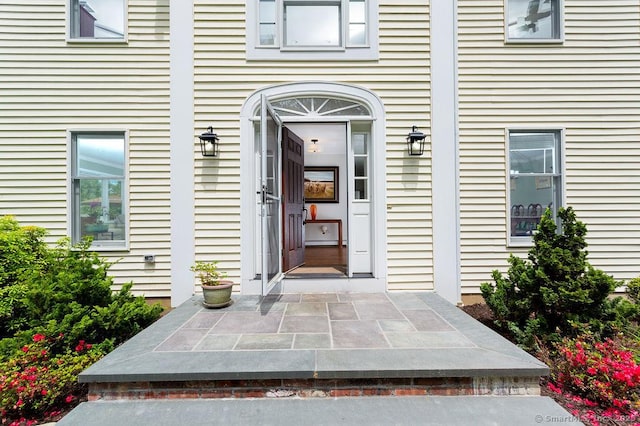 12 Fawn Ridge Dr, Brookfield, CT 06804 - view of exterior entry