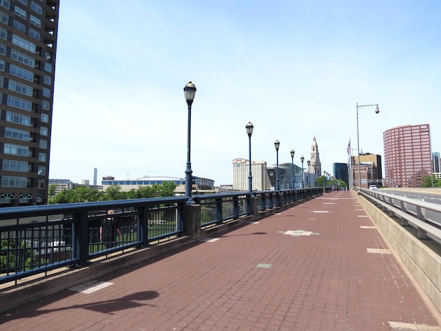 235 E River Dr Apt 502, East Hartford, CT 06108 - view of property's community with a city view