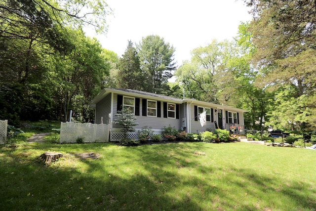 18 Totoket Rd, Waterford, CT 06375 - view of front of house featuring a front yard