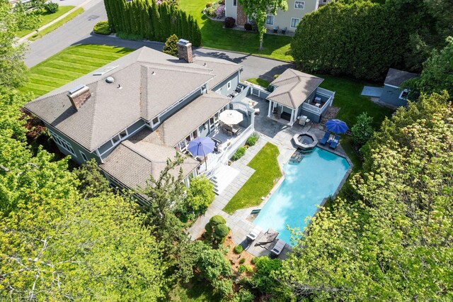 94 Southpond Rd, Glastonbury, CT 06073 - view of subject property featuring a pool area