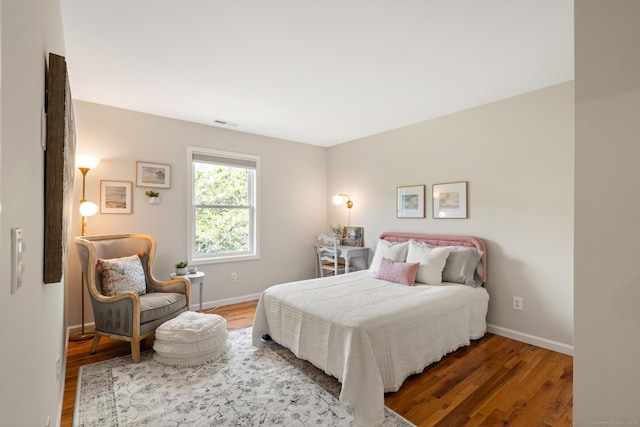 6 Lee Cir, Kent, CT 06757 - bedroom featuring baseboards and wood finished floors
