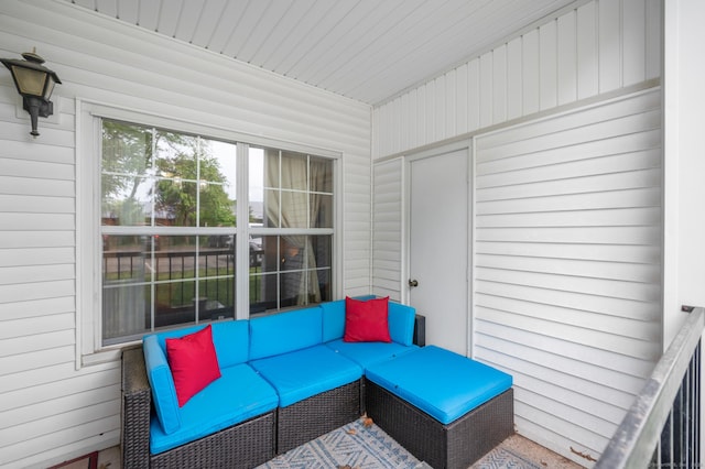 31 High St Unit 10103, East Hartford, CT 06118 - view of patio / terrace