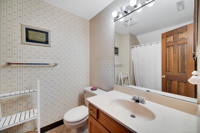 472 Carriage Dr Unit 472, Southington, CT 06489 - bathroom with vanity, toilet, wallpapered walls, and a shower with shower curtain