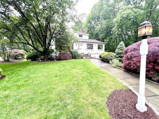 3 Donald Dr, Westport, CT 06880 - view of grassy yard