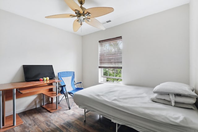 241 Wallace St, New Haven, CT 06511 - bedroom with wood finished floors, a ceiling fan, and baseboards