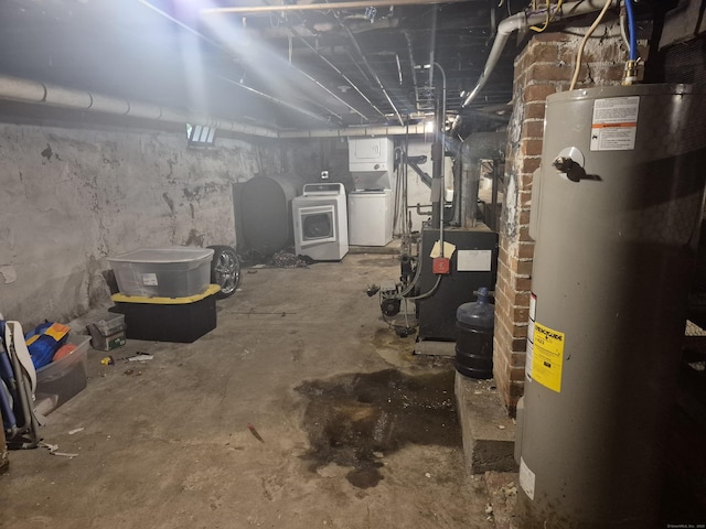 96 S St, Windham, CT 06226 - unfinished below grade area featuring water heater, washer / clothes dryer, and a heating unit