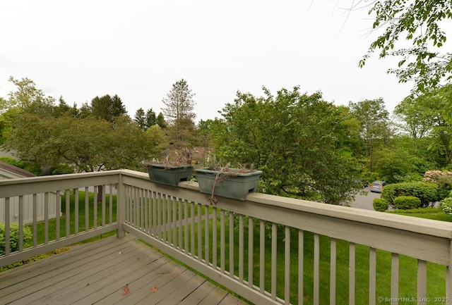 8 Heritage Vlg Unit D, Southbury, CT 06488 - wooden deck featuring a yard