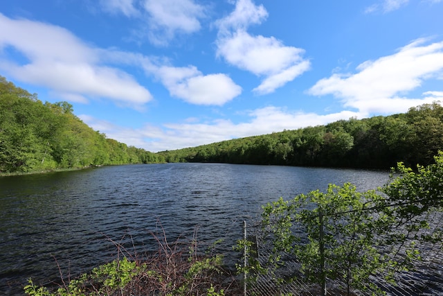 201 Diamond Ledge Rd, Stafford, CT 06076