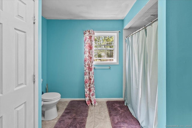 146 Whitewood Rd, Torrington, CT 06790 - full bathroom with toilet, baseboards, and a shower with curtain