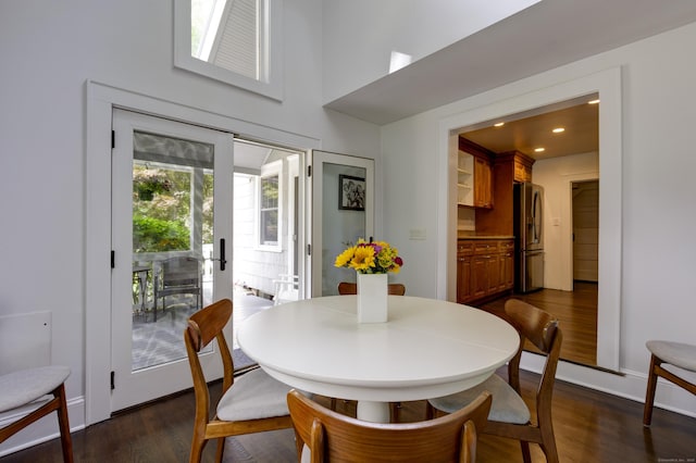 102 Rose Ln, Darien, CT 06820 - dining space featuring dark wood finished floors, recessed lighting, and baseboards