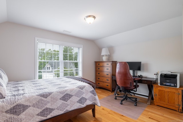 100 Silver Island Way Unit 100, Berlin, CT 06037 - bedroom featuring lofted ceiling, light wood finished floors, and a desk