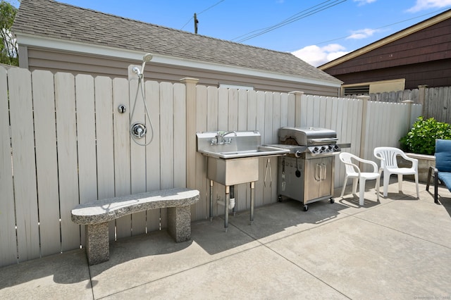 26 Parkway S, New London, CT 06320 - view of patio / terrace with area for grilling