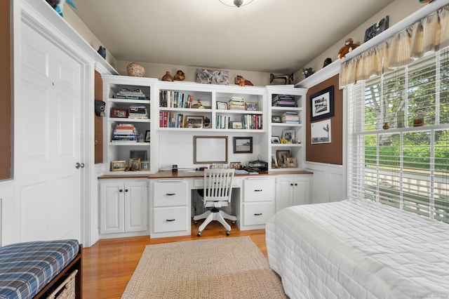 26 Parkway S, New London, CT 06320 - bedroom featuring a wainscoted wall and light wood finished floors