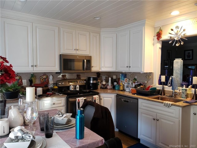 34 Katie Ln, Waterbury, CT 06708 - photo 7