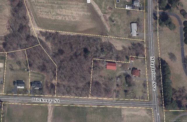 Hickory St, Suffield, CT 06078