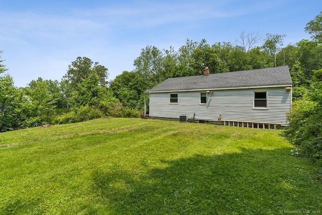 4 Buttonball Dr, Newtown, CT 06482 - view of grassy yard