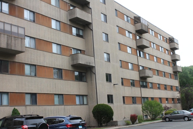 106 S Putter Dr Unit 106, Wallingford, CT 06492 - view of apartment building / complex