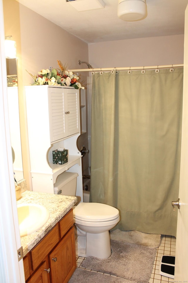 106 S Putter Dr Unit 106, Wallingford, CT 06492 - full bath featuring vanity, toilet, tile patterned floors, and shower / tub combo