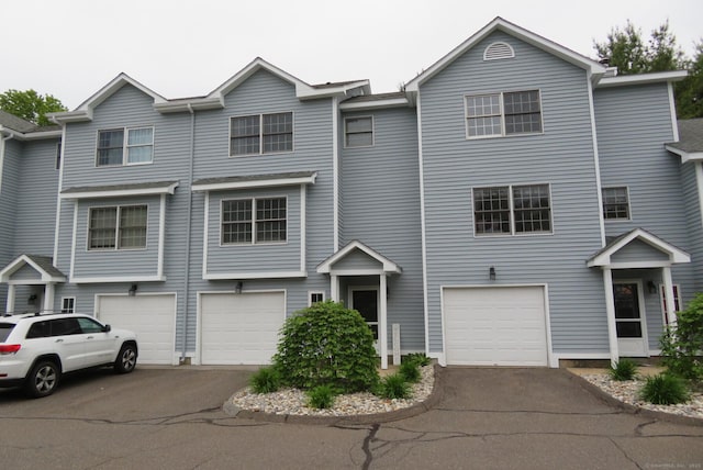 806 Fieldstone Ct Unit 806, Colchester, CT 06415 - townhome / multi-family property featuring driveway and a garage