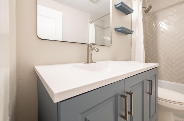 239 Old Farms Rd Apt 15B, Avon, CT 06001 - full bath with vanity, toilet, and shower / tub combo