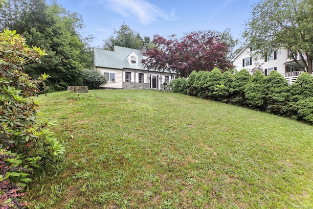 567 Bunker Hill Ave, Waterbury, CT 06708 - view of grassy yard