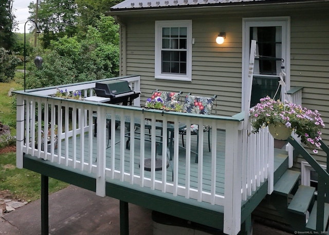 10 Brewer Rd, East Hampton, CT 06424 - deck featuring area for grilling