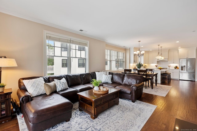 788 Farmington Ave Apt 202, Farmington, CT 06032 - living room featuring a chandelier, crown molding, wood finished floors, and recessed lighting