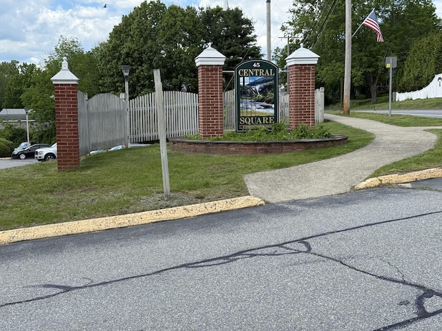 45 Main St Apt 401, Plainfield, CT 06374 - view of gate