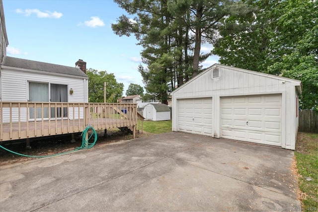 23 Salem Rd, East Hartford, CT 06118 - detached garage with a storage shed