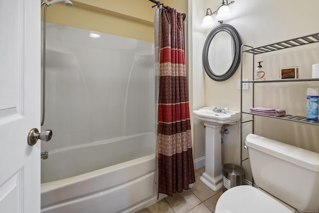 155 Garrigus Ct, Wolcott, CT 06716 - full bath featuring toilet, tile patterned flooring, and shower / bath combo with shower curtain