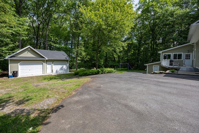 155 Garrigus Ct, Wolcott, CT 06716 - view of detached garage