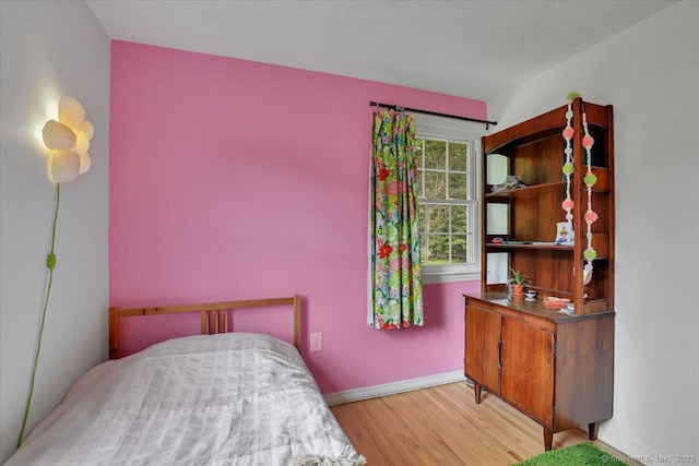 41 Blueberry Cir, Ellington, CT 06029 - bedroom with light wood-style flooring and baseboards