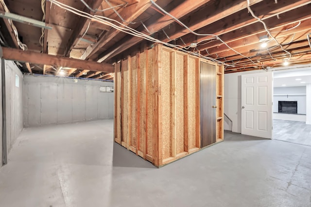 325 River Rd, Hamden, CT 06518 - view of unfinished basement