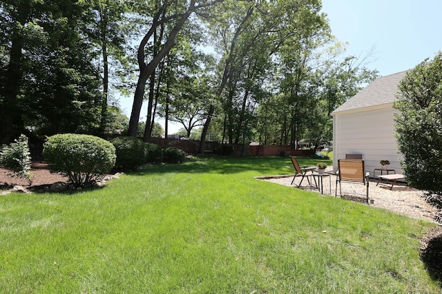 110 Cottage St, Trumbull, CT 06611 - view of yard