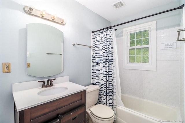 12 Terrace Pl Unit 12, New Milford, CT 06776 - full bathroom with vanity, toilet, and shower / bath combo