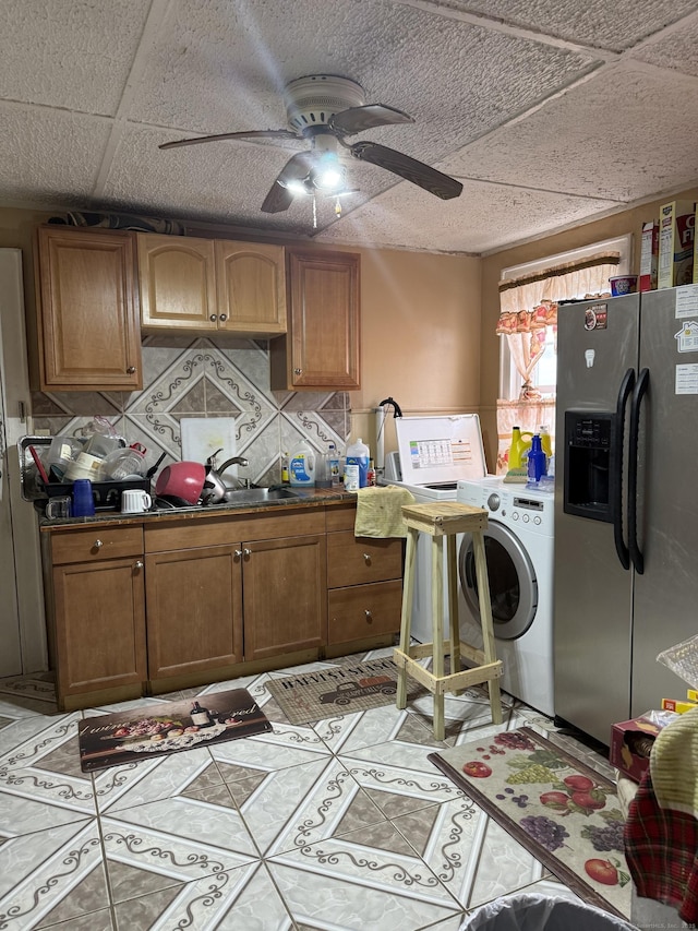 290 Ridgefield Ave, Bridgeport, CT 06610 - laundry room featuring washer / clothes dryer, a sink, and ceiling fan