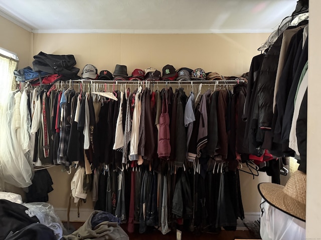 290 Ridgefield Ave, Bridgeport, CT 06610 - view of spacious closet