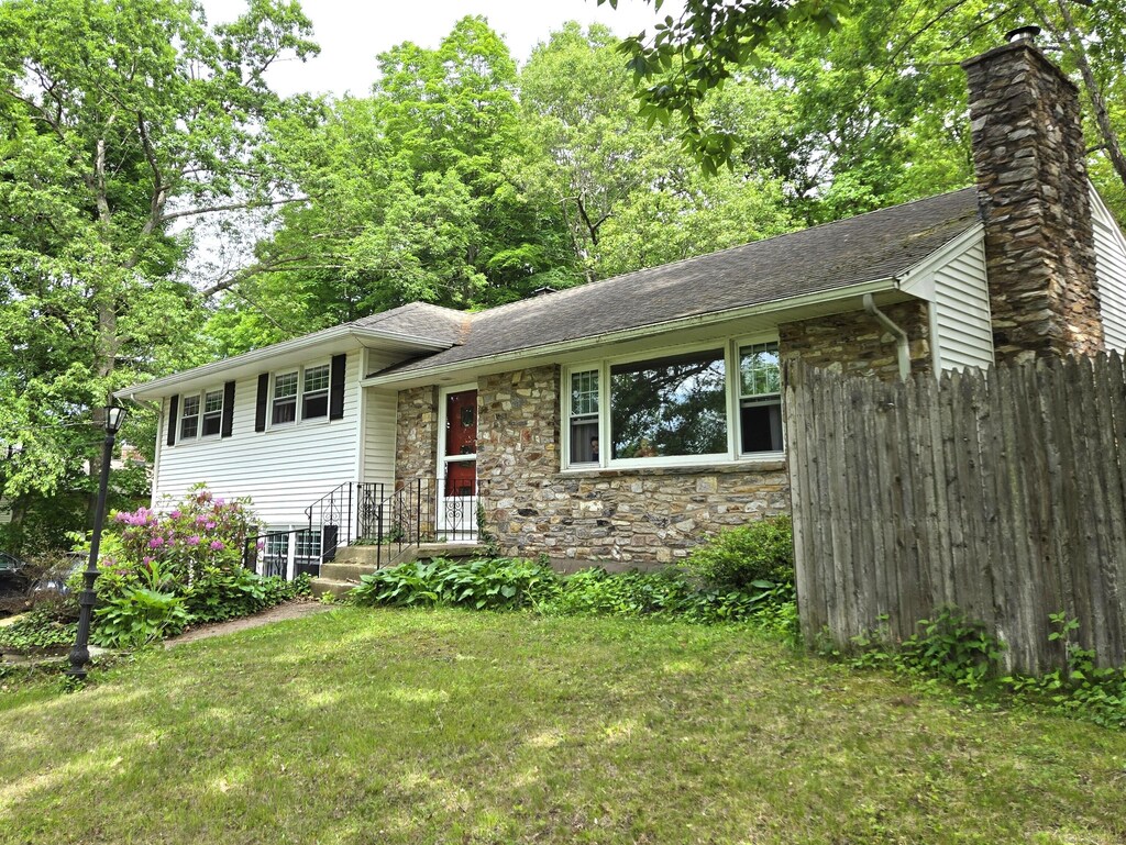 222 Lake St, Vernon, CT 06066 - photo 1