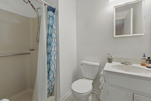 23 Fenwick Ct, Groton, CT 06355 - full bath with toilet, vanity, a shower with curtain, and baseboards