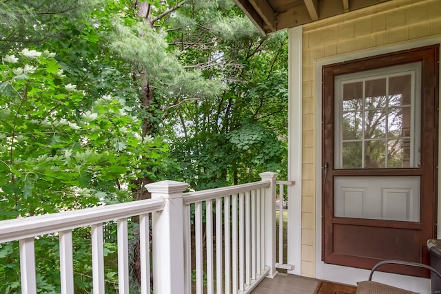 2955 Madison Ave Apt 25, Bridgeport, CT 06606 - property entrance with a balcony