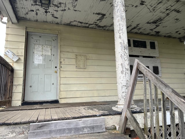 50 Elmwood Ave, Waterbury, CT 06710 - view of doorway to property
