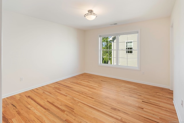51 Lexington Gdns Unit 51, North Haven, CT 06473 - empty room featuring light wood finished floors and baseboards