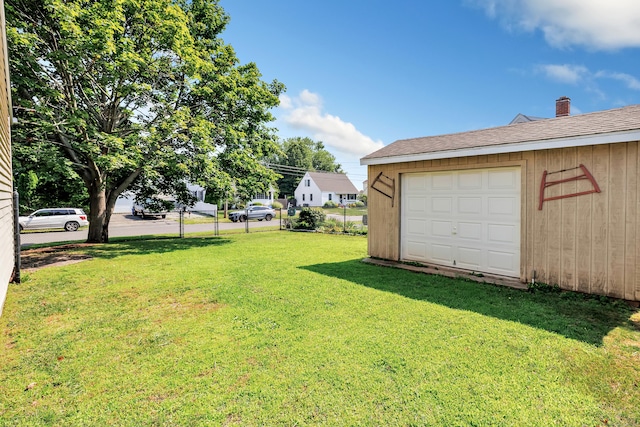 855 Stratford Rd, Stratford, CT 06615 - view of yard featuring an outdoor structure