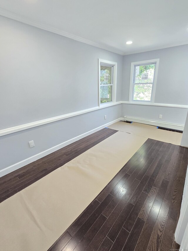 206 Bridgeview Pl, Stratford, CT 06614 - empty room featuring baseboards, wood finished floors, and recessed lighting