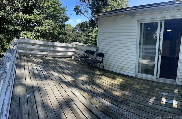 665 W Main St, West Haven, CT 06516 - view of deck