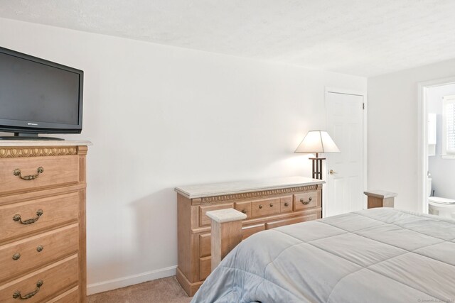5 Crabapple Rd, Windsor, CT 06095 - bedroom featuring light carpet, baseboards, and ensuite bathroom