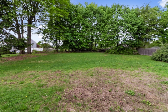 24 Manning St, New Fairfield, CT 06812 - view of yard
