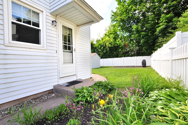 89 Bigelow St, Manchester, CT 06040 - view of yard