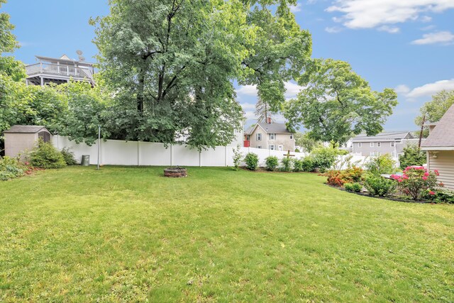 16 Hodge Ave, Ansonia, CT 06401 - view of yard